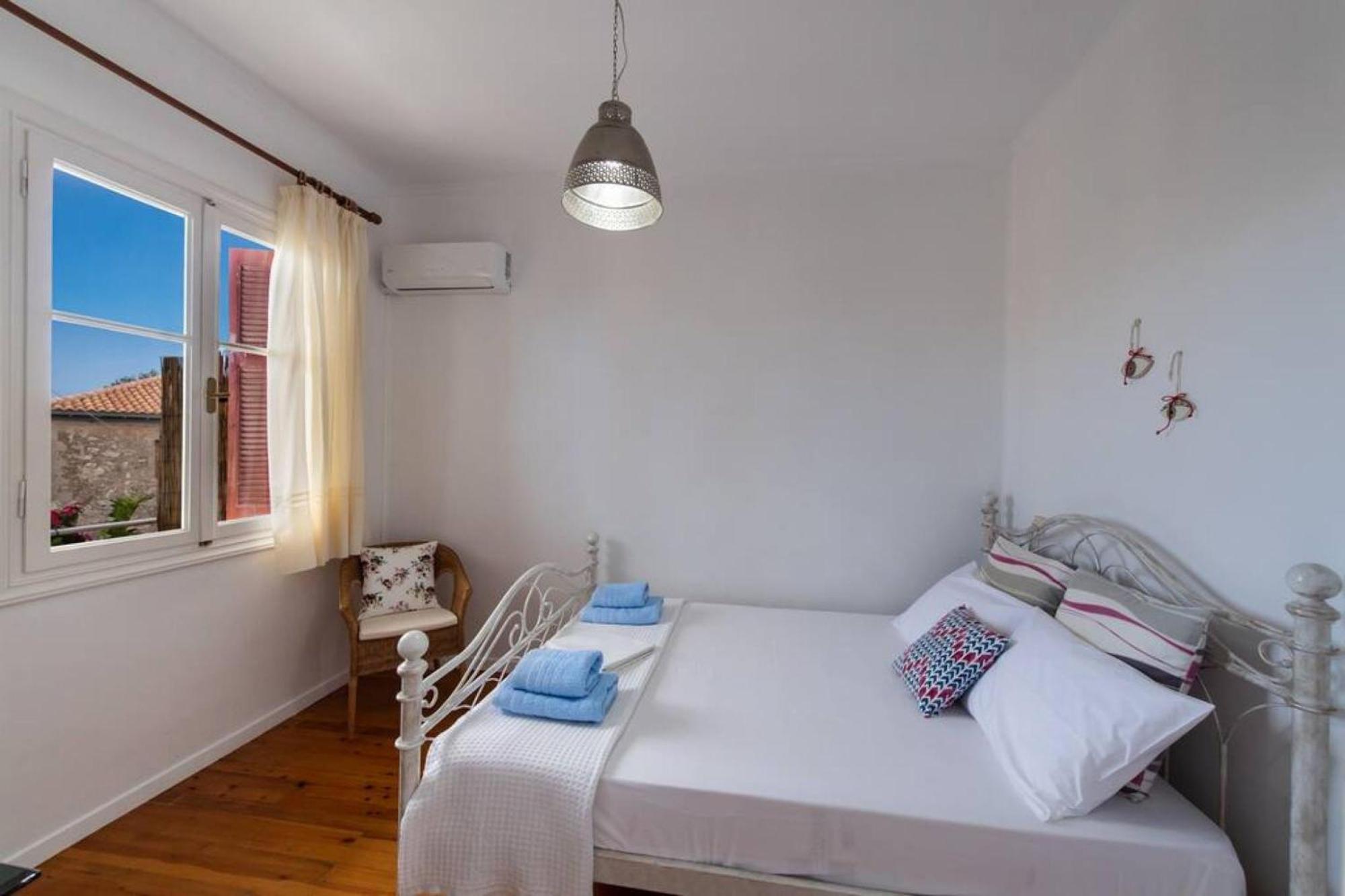 To Patriko Lefkada Cozy Village Home With Parking Tsoukaladhes Exterior photo